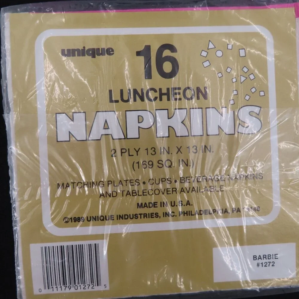VTG Unique Industries Barbie 1989 Luncheon Napkins 16ct 13in x 13in NEW Sealed